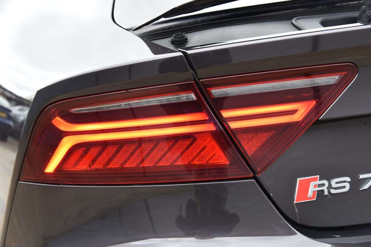 2017 AUDI RS7 2017 AUDI RS7