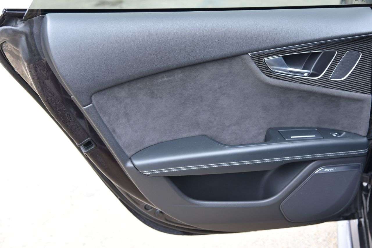 2017 AUDI RS7 2017 AUDI RS7