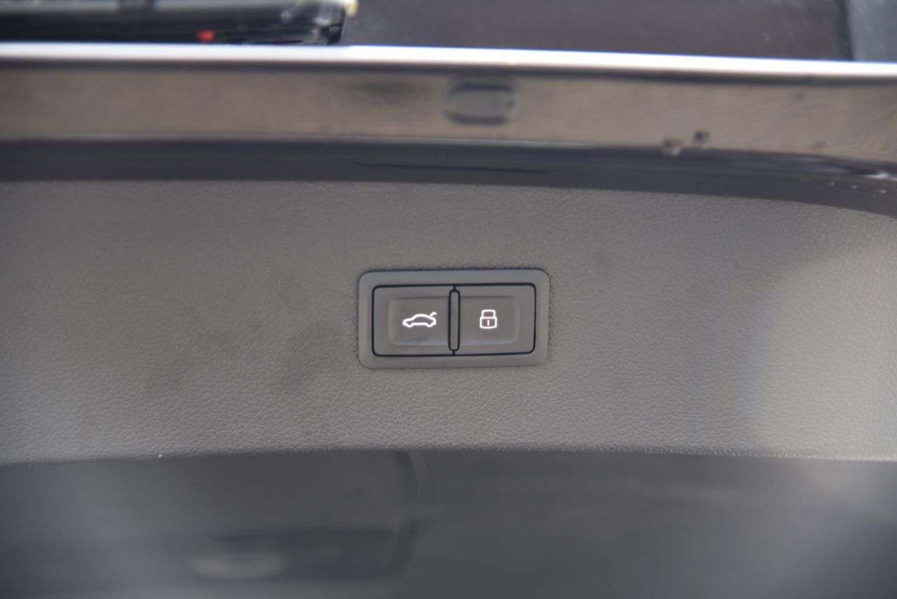 2017 AUDI RS7 2017 AUDI RS7