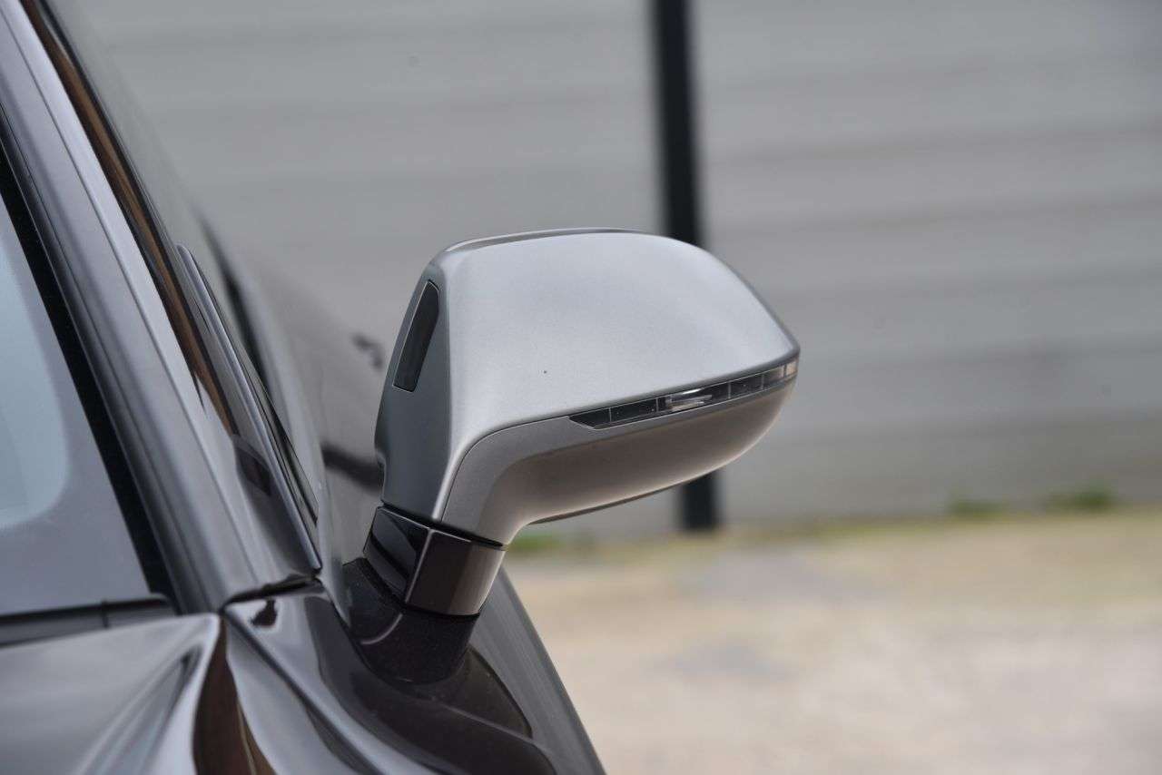 2017 AUDI RS7 2017 AUDI RS7