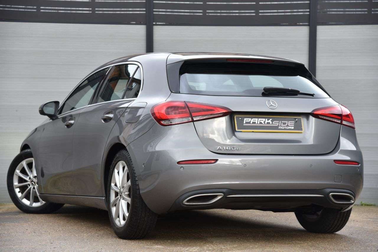 A 2018 MERCEDES-BENZ A-CLASS 1.5 A180d Sport (Executive) Hatchback 5dr Diesel 7G-DCT Euro 6 (s/s) (116 p A 2018 MERCEDES-BENZ A-CLASS 1.5 A180d Sport (Executive) Hatchback 5dr Diesel 7G-DCT Euro 6 (s/s) (116 p