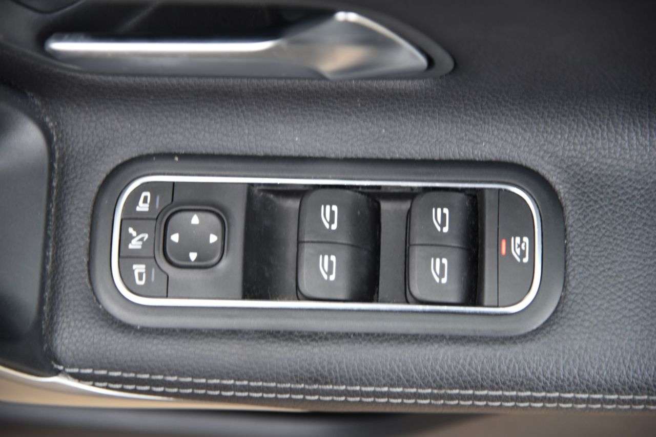 2018 MERCEDES-BENZ A-CLASS 2018 MERCEDES-BENZ A-CLASS