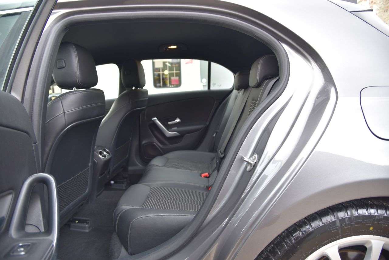 2018 MERCEDES-BENZ A-CLASS 2018 MERCEDES-BENZ A-CLASS