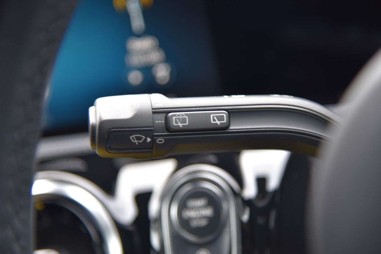 2018 MERCEDES-BENZ A-CLASS 2018 MERCEDES-BENZ A-CLASS