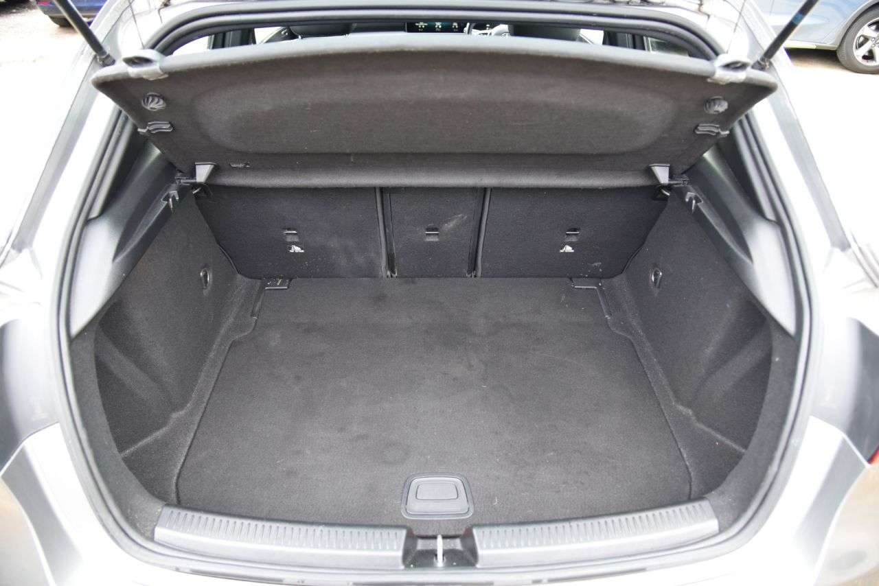 2018 MERCEDES-BENZ A-CLASS 2018 MERCEDES-BENZ A-CLASS