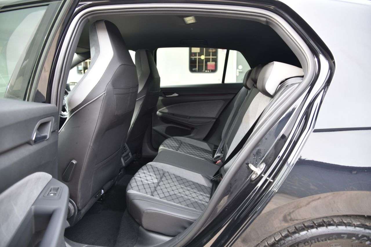 2021 VOLKSWAGEN GOLF 2021 VOLKSWAGEN GOLF