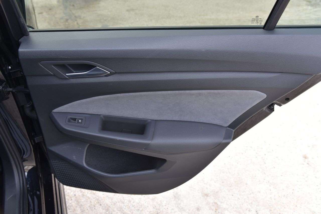 2021 VOLKSWAGEN GOLF 2021 VOLKSWAGEN GOLF