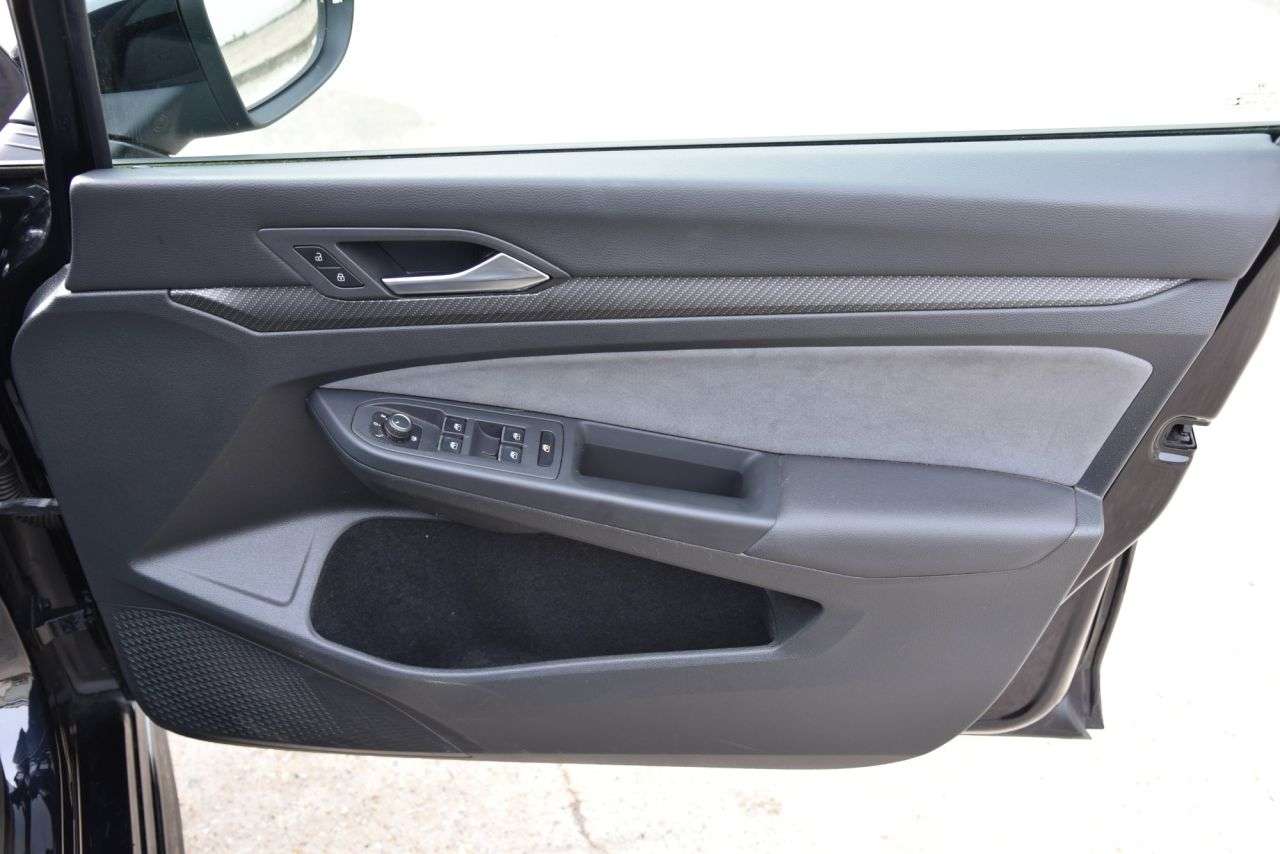 2021 VOLKSWAGEN GOLF 2021 VOLKSWAGEN GOLF