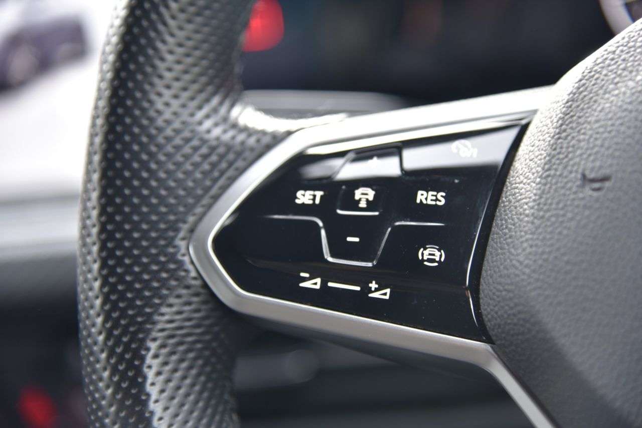 2021 VOLKSWAGEN GOLF 2021 VOLKSWAGEN GOLF