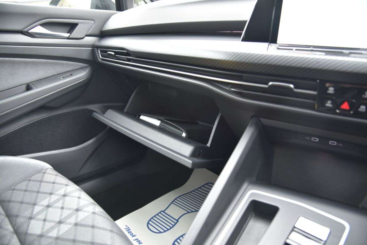 2021 VOLKSWAGEN GOLF 2021 VOLKSWAGEN GOLF