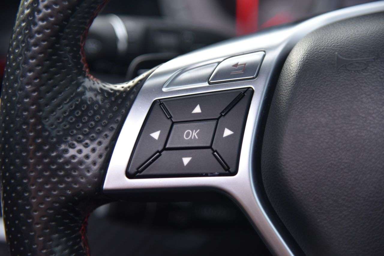 2015 MERCEDES-BENZ A-CLASS 2015 MERCEDES-BENZ A-CLASS