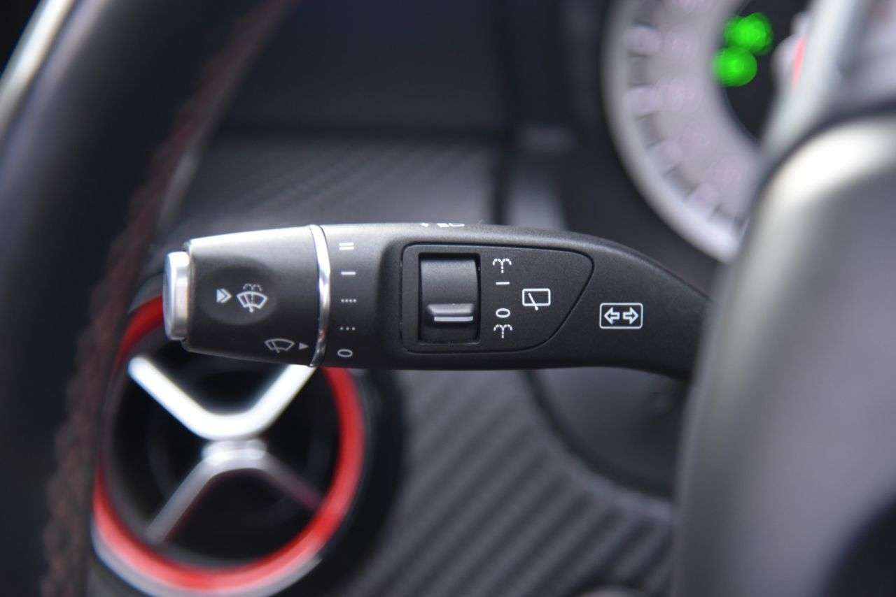 2015 MERCEDES-BENZ A-CLASS 2015 MERCEDES-BENZ A-CLASS