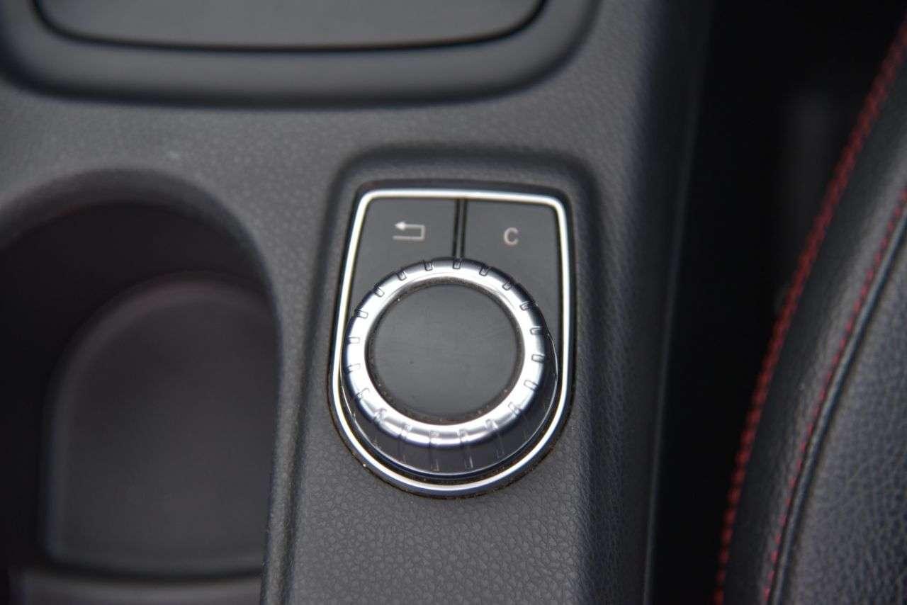 2015 MERCEDES-BENZ A-CLASS 2015 MERCEDES-BENZ A-CLASS