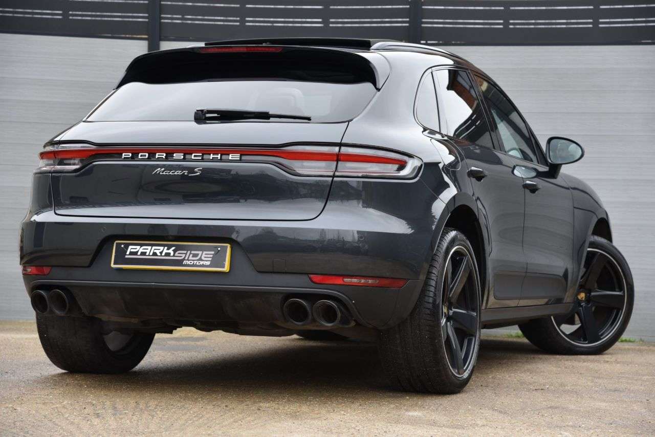 2019 PORSCHE MACAN 2019 PORSCHE MACAN