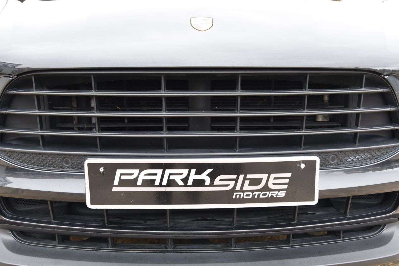 2019 PORSCHE MACAN 2019 PORSCHE MACAN