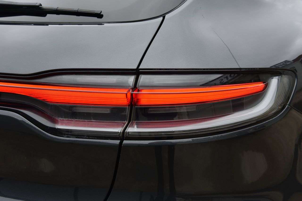 2019 PORSCHE MACAN 2019 PORSCHE MACAN