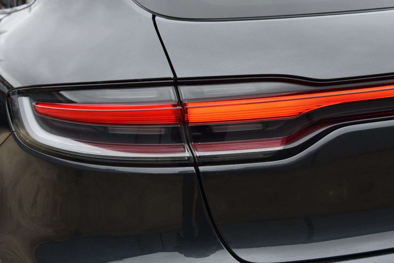 2019 PORSCHE MACAN 2019 PORSCHE MACAN