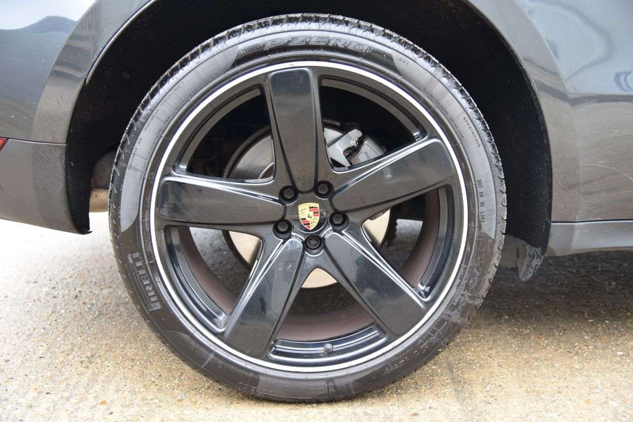 2019 PORSCHE MACAN 2019 PORSCHE MACAN