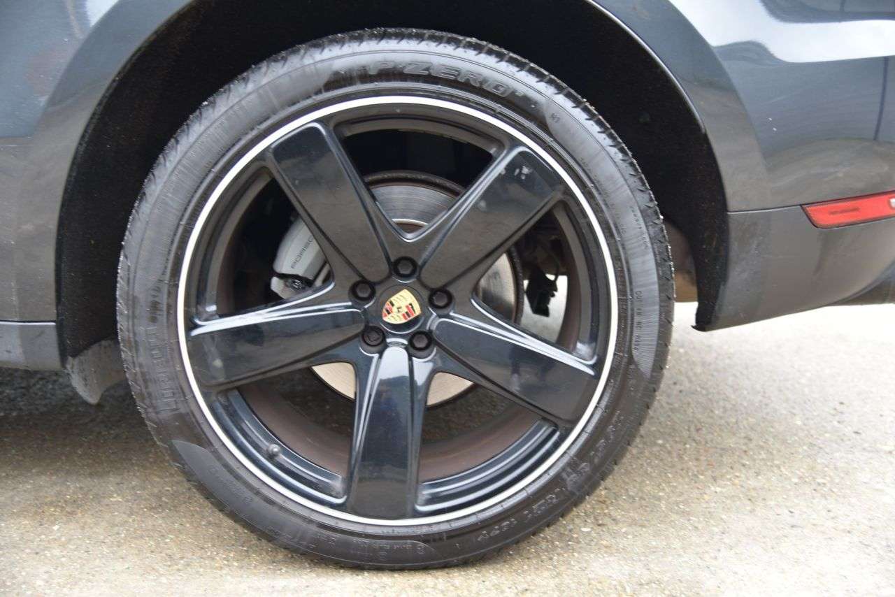 2019 PORSCHE MACAN 2019 PORSCHE MACAN