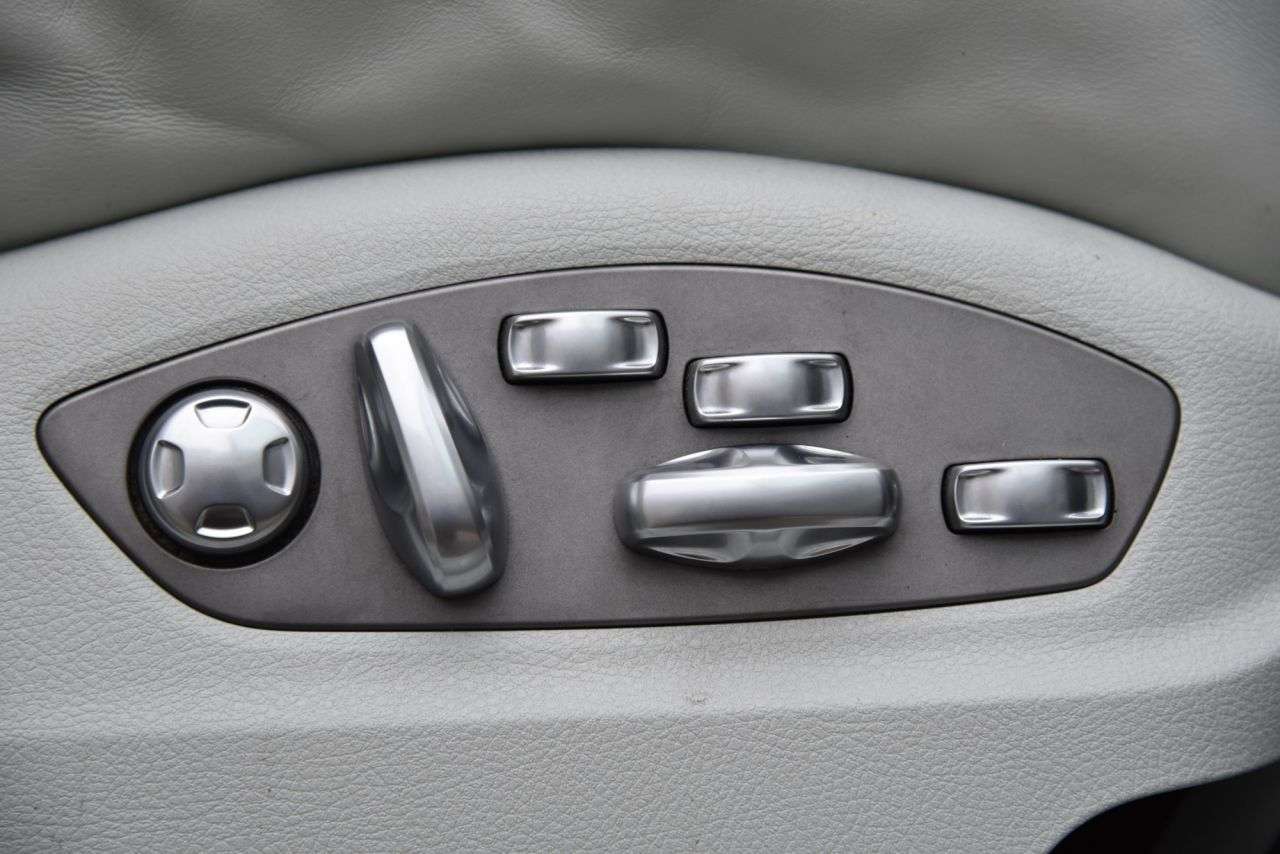 2019 PORSCHE MACAN 2019 PORSCHE MACAN