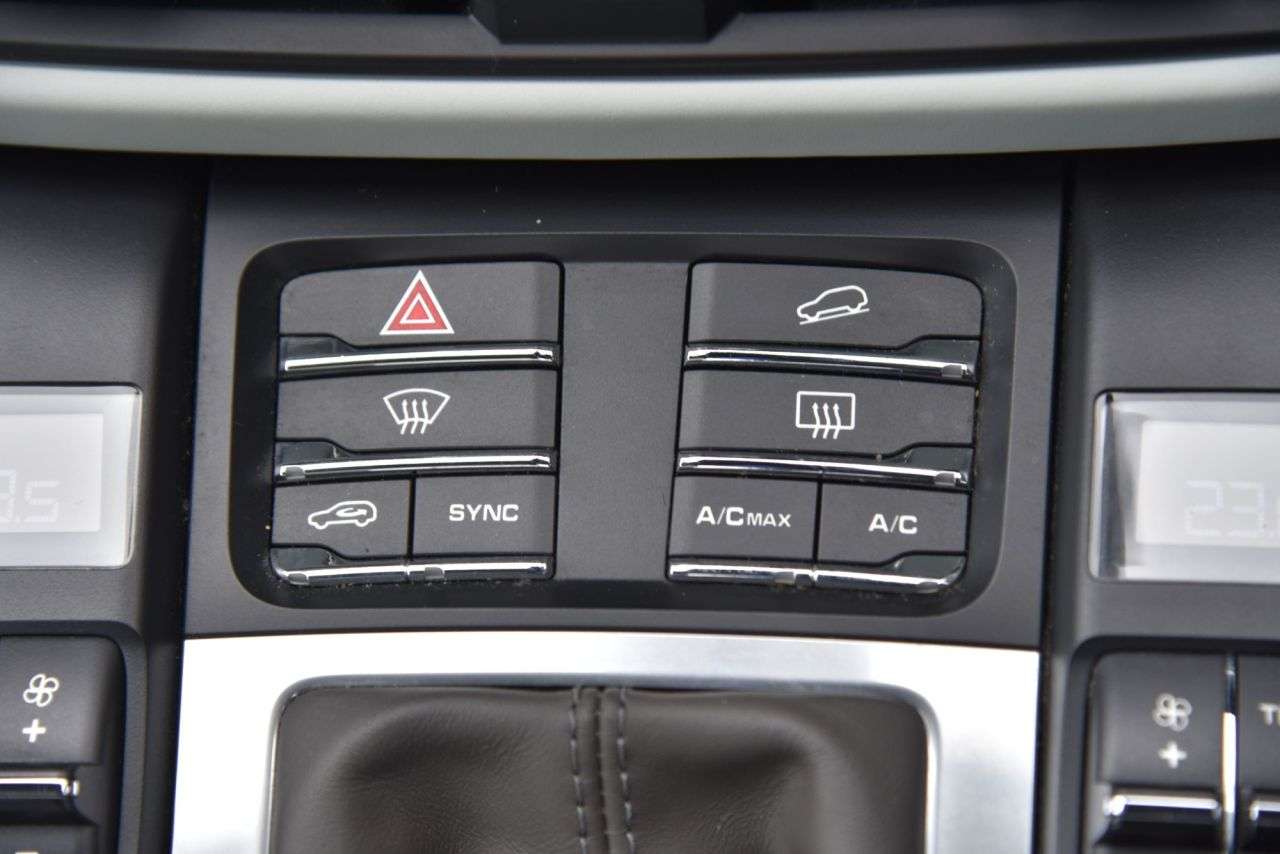 2019 PORSCHE MACAN 2019 PORSCHE MACAN