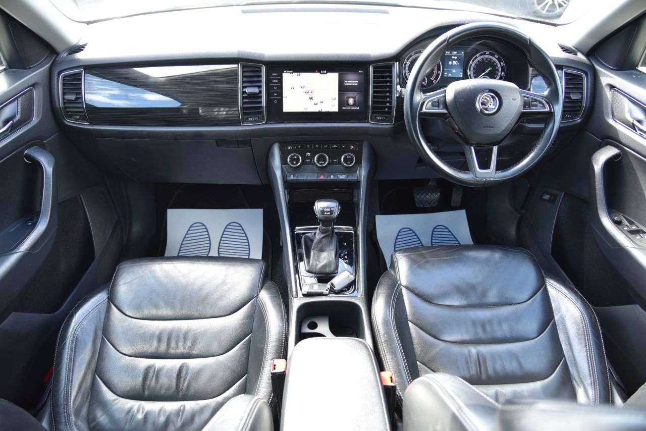 A 2018 SKODA KODIAQ 2.0 TSI SE L SUV 5dr Petrol DSG 4WD Euro 6 (s/s) (7 Seat) (180 ps) PARK ASS A 2018 SKODA KODIAQ 2.0 TSI SE L SUV 5dr Petrol DSG 4WD Euro 6 (s/s) (7 Seat) (180 ps) PARK ASS