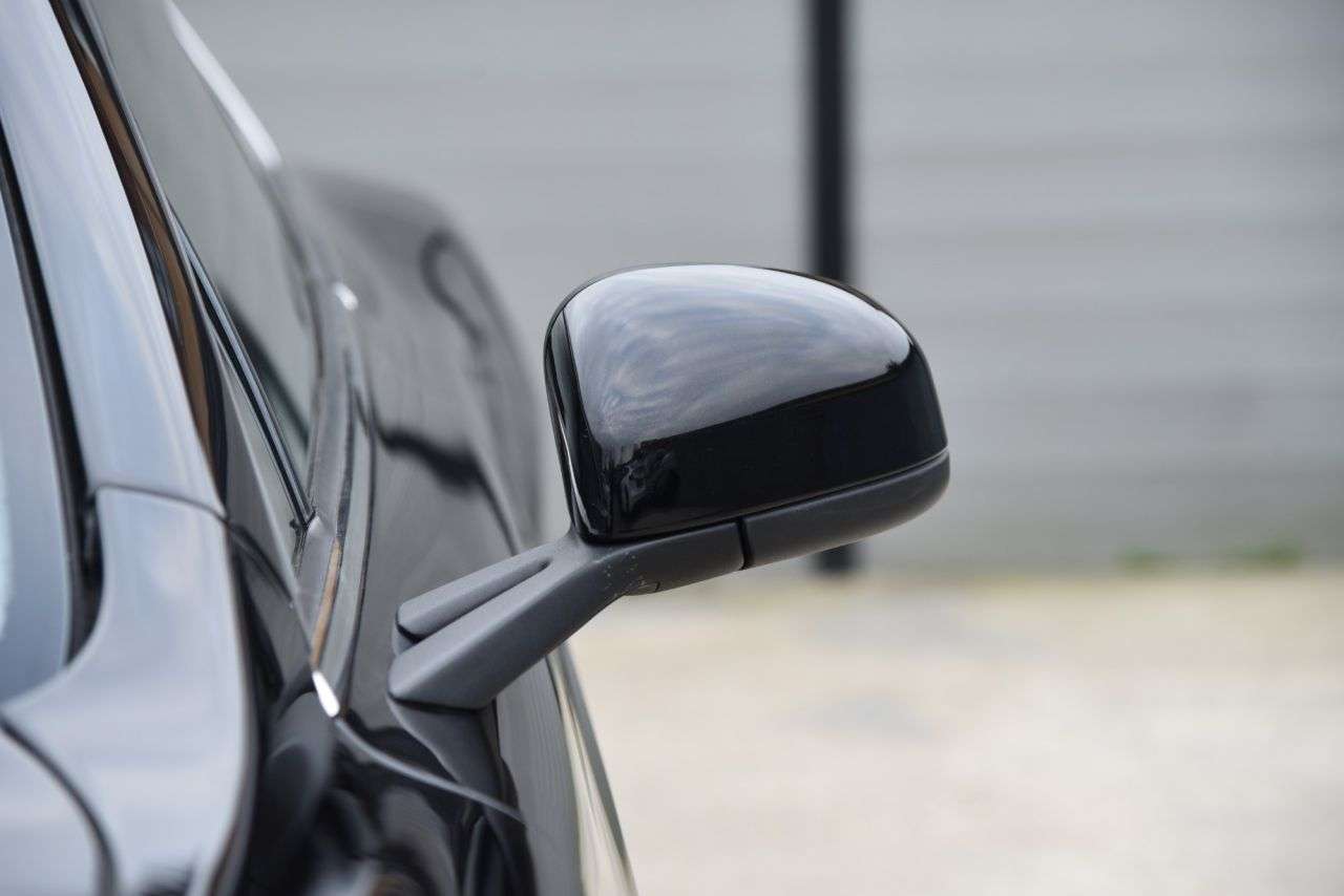 2018 ASTON MARTIN RAPIDE S 2018 ASTON MARTIN RAPIDE S