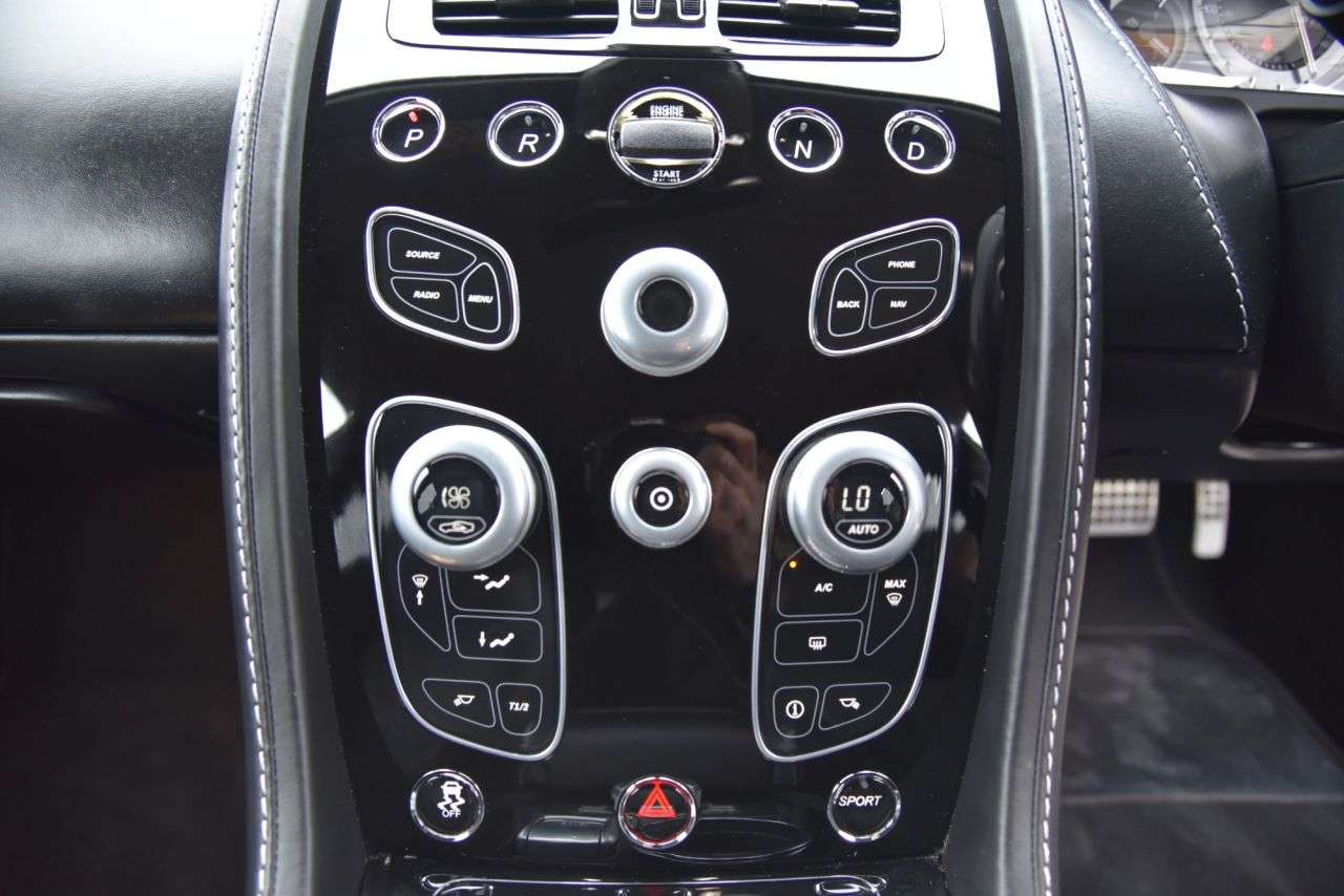 2018 ASTON MARTIN RAPIDE S 2018 ASTON MARTIN RAPIDE S