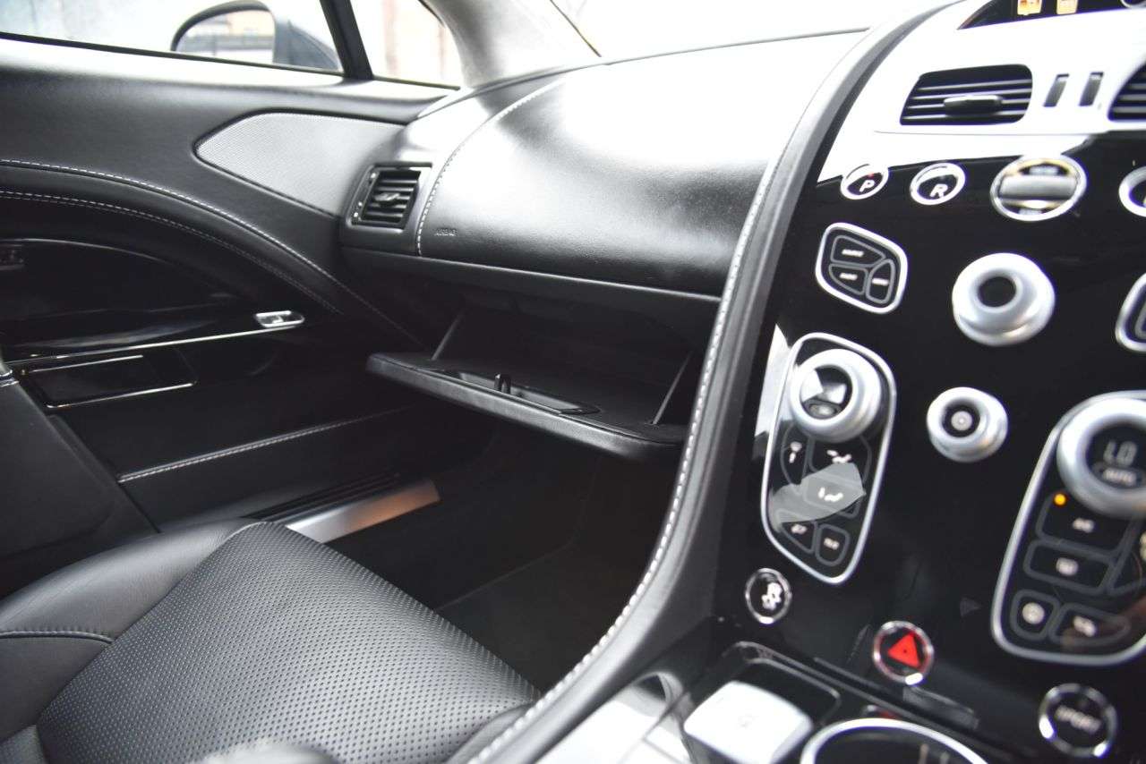 2018 ASTON MARTIN RAPIDE S 2018 ASTON MARTIN RAPIDE S