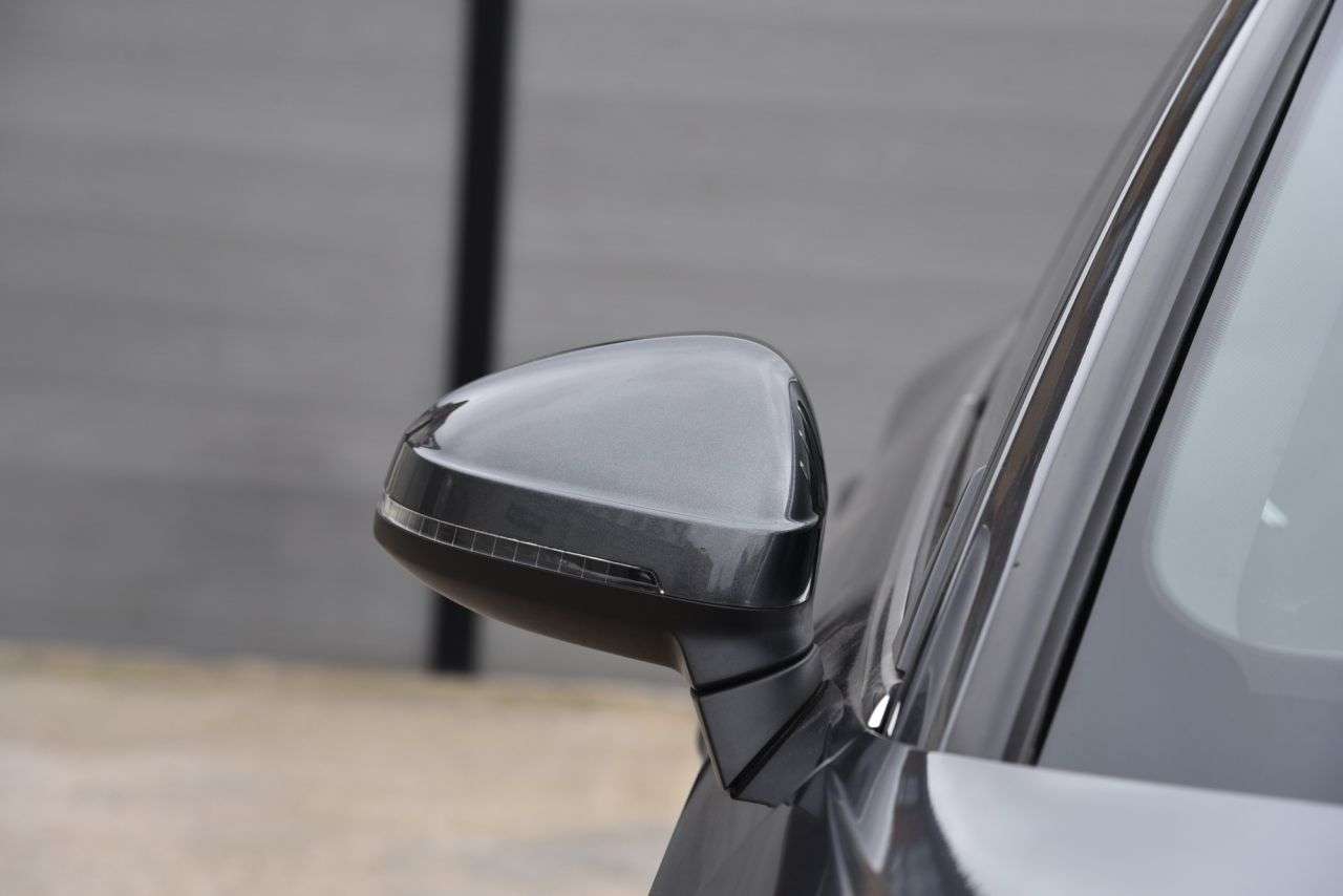 2018 AUDI A5 2018 AUDI A5