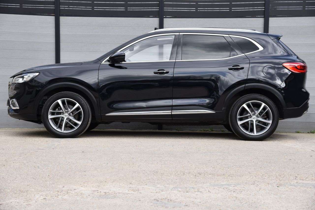 2023 MG MG HS 2023 MG MG HS