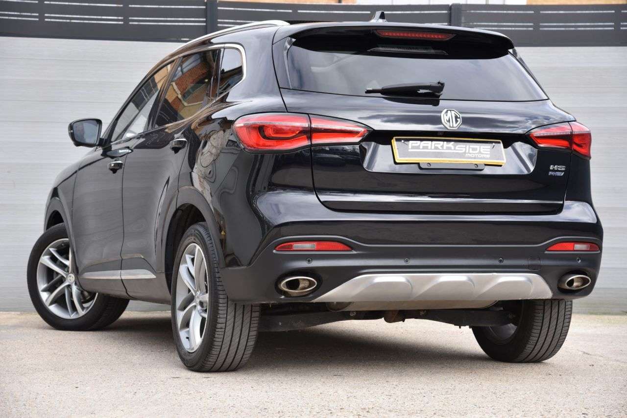 A 2023 MG MG HS 1.5 T-GDI 16.6kWh Exclusive SUV 5dr Petrol Plug-in Hybrid Auto Euro 6 (s/s) A 2023 MG MG HS 1.5 T-GDI 16.6kWh Exclusive SUV 5dr Petrol Plug-in Hybrid Auto Euro 6 (s/s)