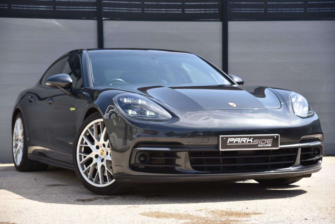 A 2017 PORSCHE PANAMERA 2.9 V6 E-Hybrid 14kWh 4 Saloon 5dr Petrol Plug-in Hybrid PDK 4WD Euro 6 (s/ A 2017 PORSCHE PANAMERA 2.9 V6 E-Hybrid 14kWh 4 Saloon 5dr Petrol Plug-in Hybrid PDK 4WD Euro 6 (s/