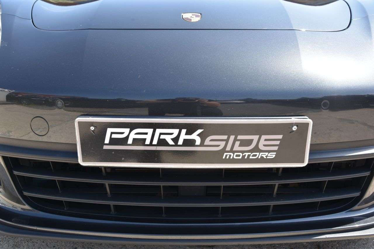 2017 PORSCHE PANAMERA 2017 PORSCHE PANAMERA