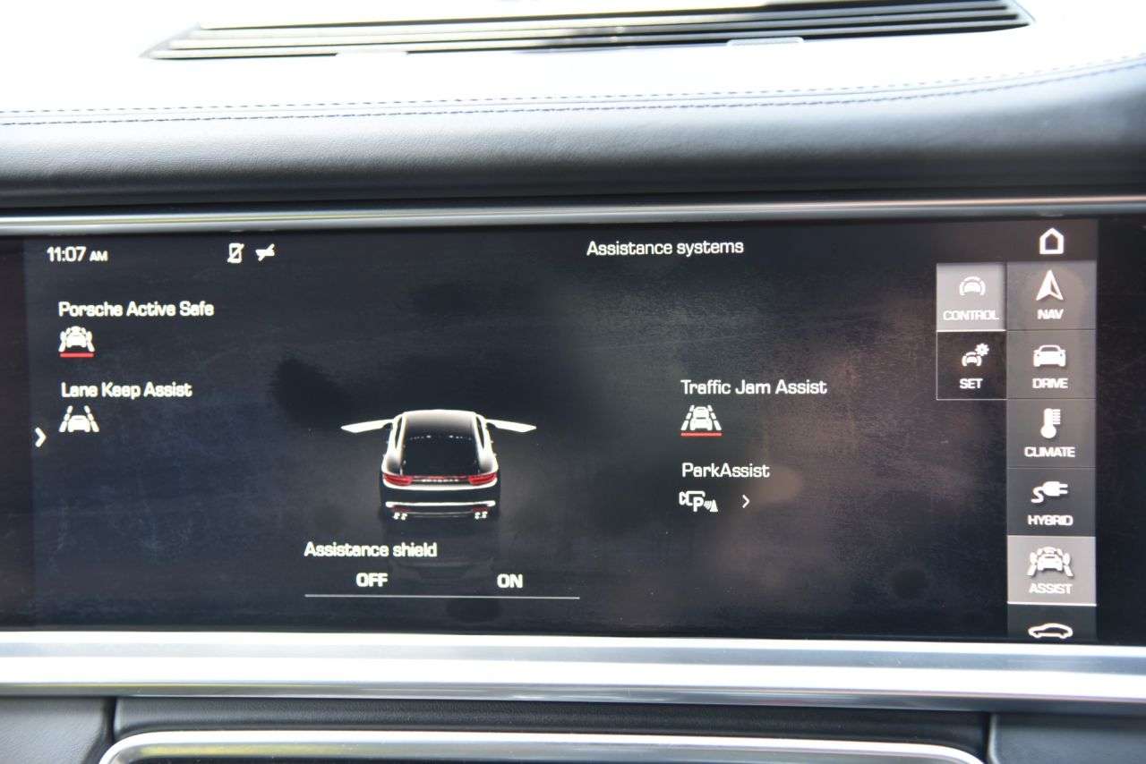 2017 PORSCHE PANAMERA 2017 PORSCHE PANAMERA