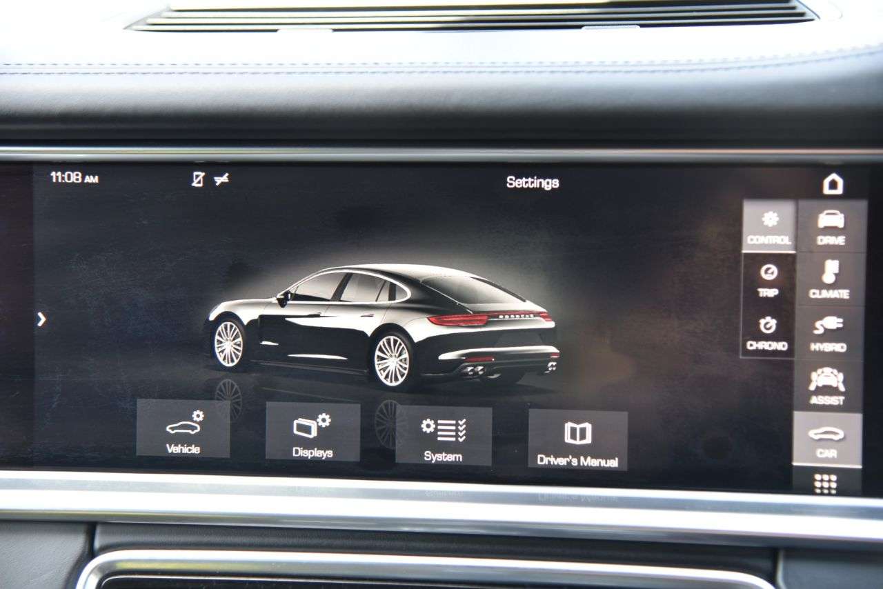 2017 PORSCHE PANAMERA 2017 PORSCHE PANAMERA