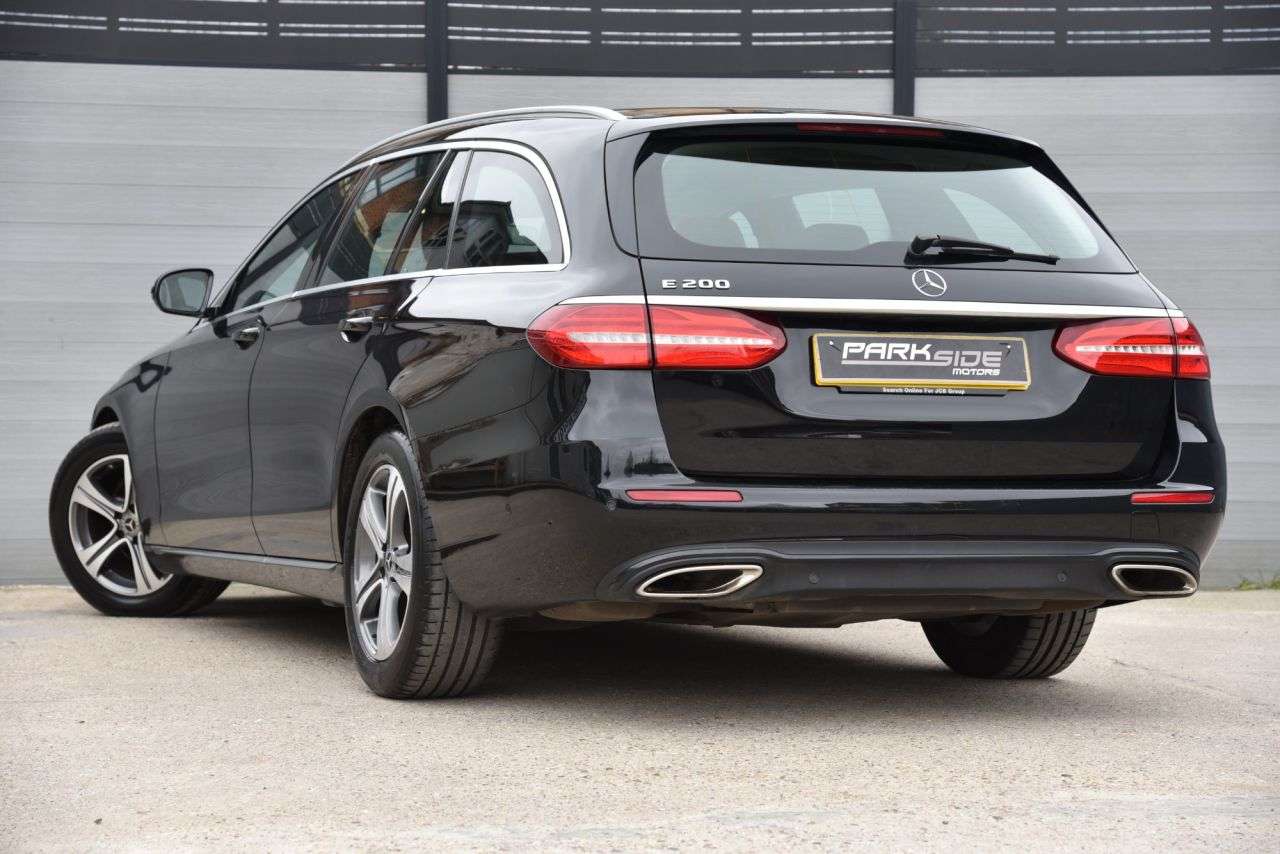 A 2019 MERCEDES-BENZ E-CLASS 2.0 E200 SE Estate 5dr Petrol G-Tronic+ Euro 6 (s/s) (184 ps) SATNAV | PARK A 2019 MERCEDES-BENZ E-CLASS 2.0 E200 SE Estate 5dr Petrol G-Tronic+ Euro 6 (s/s) (184 ps) SATNAV | PARK