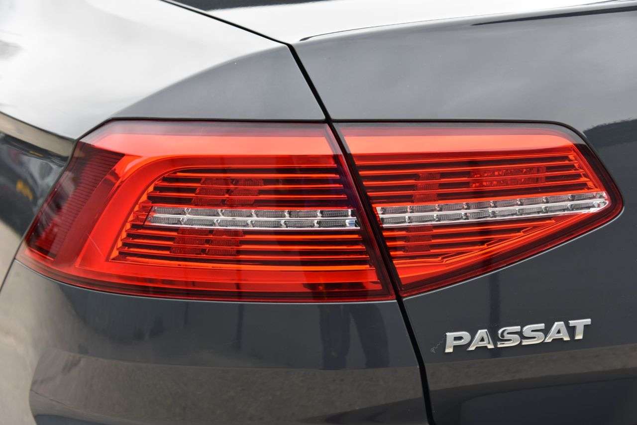 2019 VOLKSWAGEN PASSAT 2019 VOLKSWAGEN PASSAT