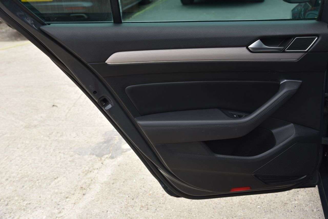 2019 VOLKSWAGEN PASSAT 2019 VOLKSWAGEN PASSAT