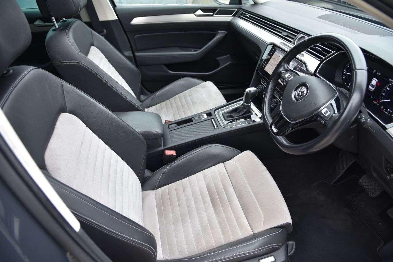 2019 VOLKSWAGEN PASSAT 2019 VOLKSWAGEN PASSAT