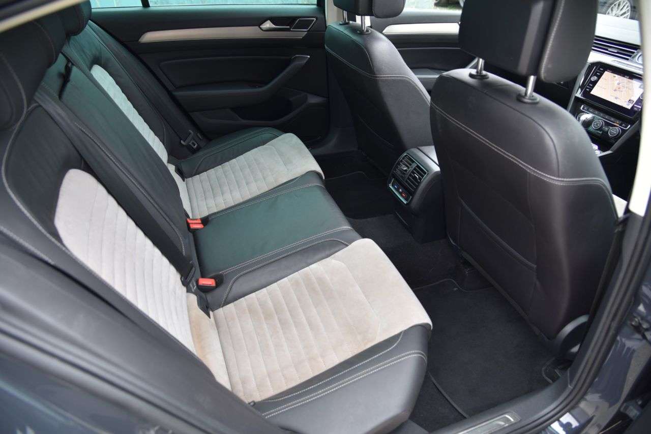 2019 VOLKSWAGEN PASSAT 2019 VOLKSWAGEN PASSAT