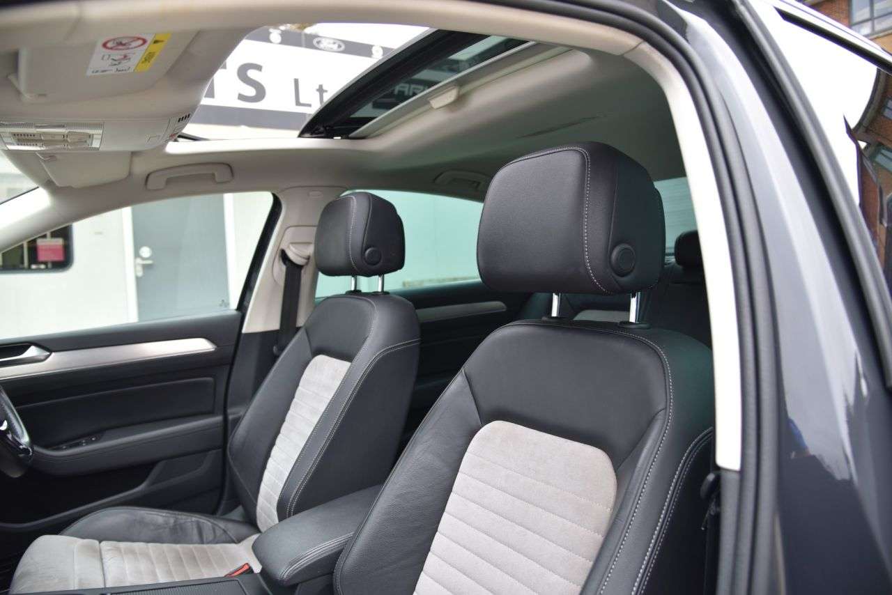 2019 VOLKSWAGEN PASSAT 2019 VOLKSWAGEN PASSAT