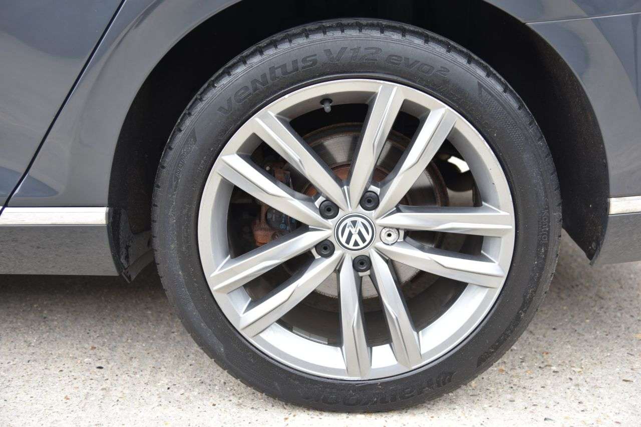 2019 VOLKSWAGEN PASSAT 2019 VOLKSWAGEN PASSAT