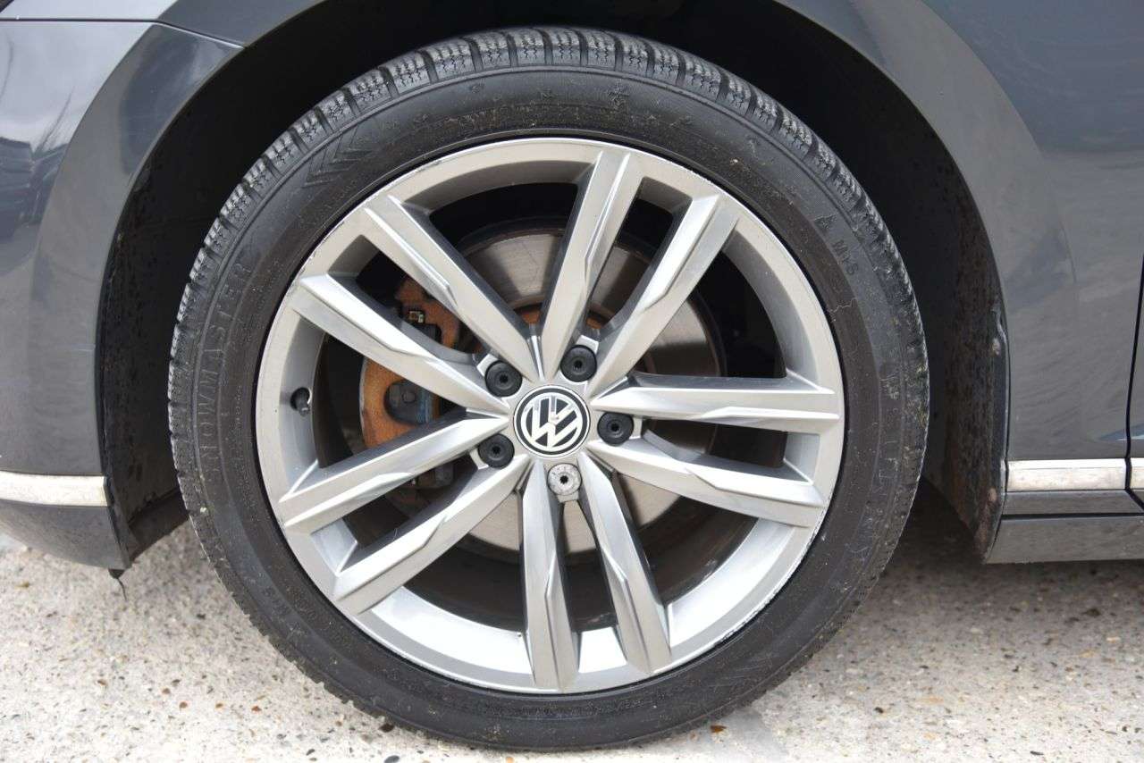 2019 VOLKSWAGEN PASSAT 2019 VOLKSWAGEN PASSAT