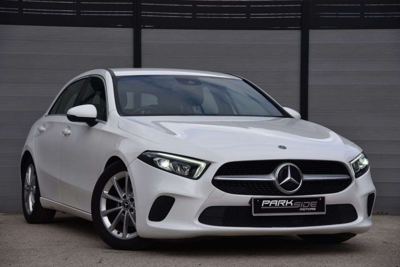 A 2019 MERCEDES-BENZ A-CLASS 1.5 A180d Sport Hatchback 5dr Diesel 7G-DCT Euro 6 (s/s) (116 ps) ULEZ | 17 A 2019 MERCEDES-BENZ A-CLASS 1.5 A180d Sport Hatchback 5dr Diesel 7G-DCT Euro 6 (s/s) (116 ps) ULEZ | 17