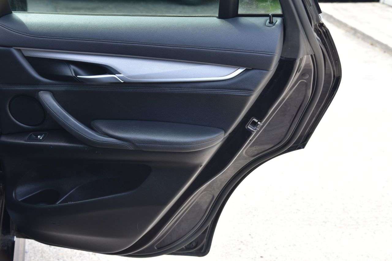 2016 BMW X6 2016 BMW X6