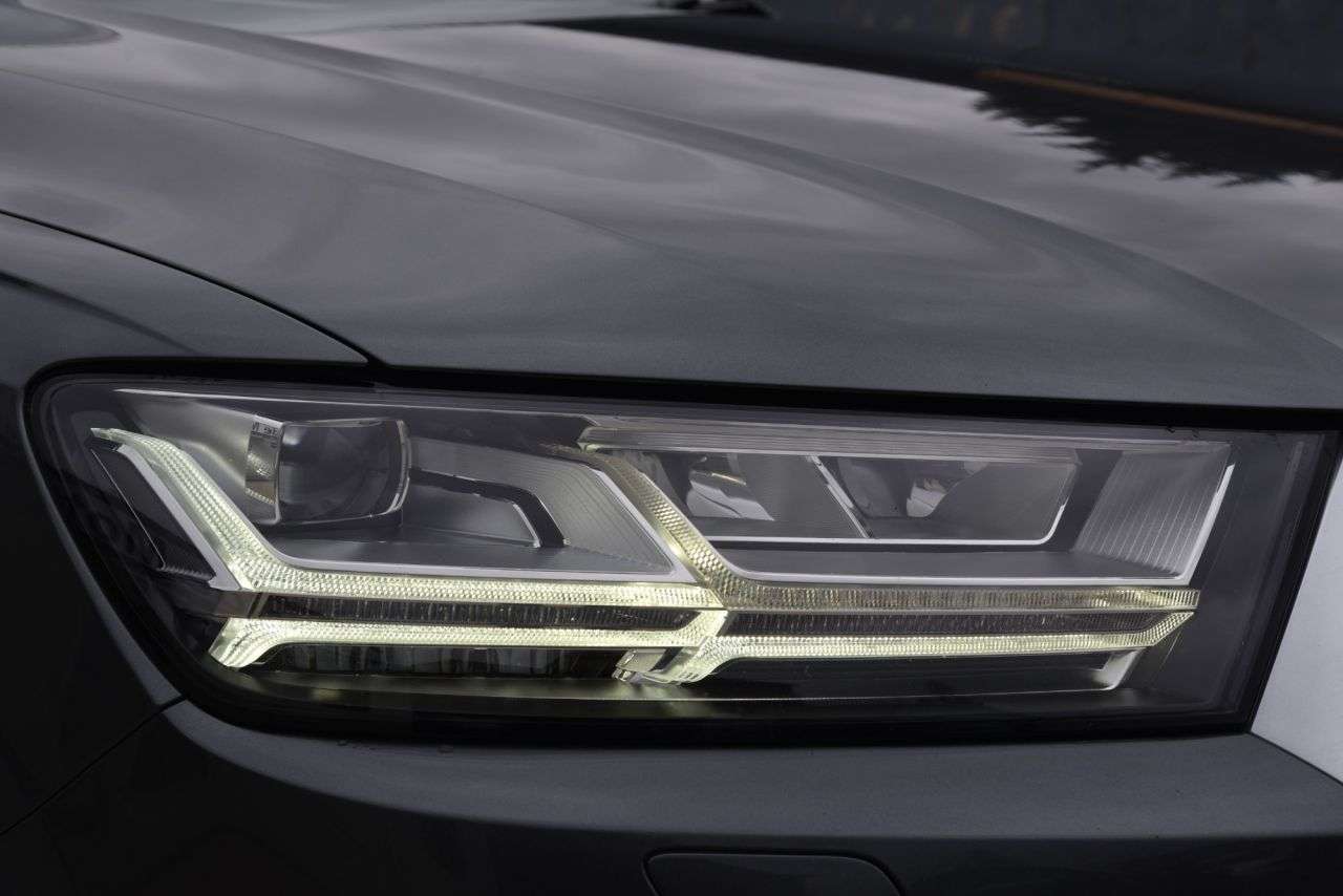 2016 AUDI Q7 2016 AUDI Q7