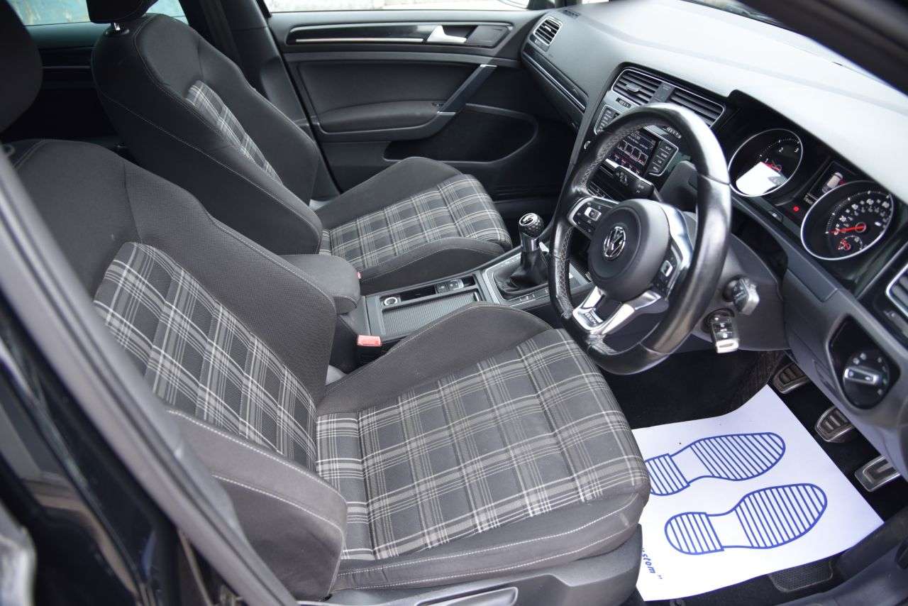 2014 VOLKSWAGEN GOLF 2014 VOLKSWAGEN GOLF