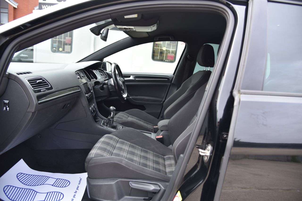 2014 VOLKSWAGEN GOLF 2014 VOLKSWAGEN GOLF