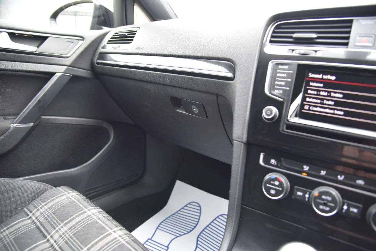 2014 VOLKSWAGEN GOLF 2014 VOLKSWAGEN GOLF